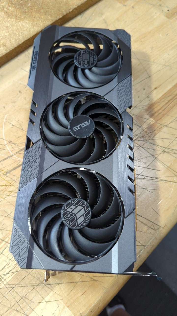 Graphics Card 24Gb Gddr6X - BH PARÇALAR İÇİN EN İYİ TEKLİF